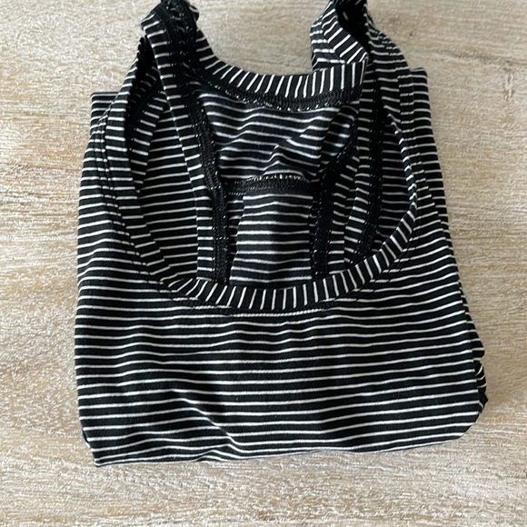 Lululemon Athletica Love Tank black/white stripe, size 4 - Picture 6 of 6